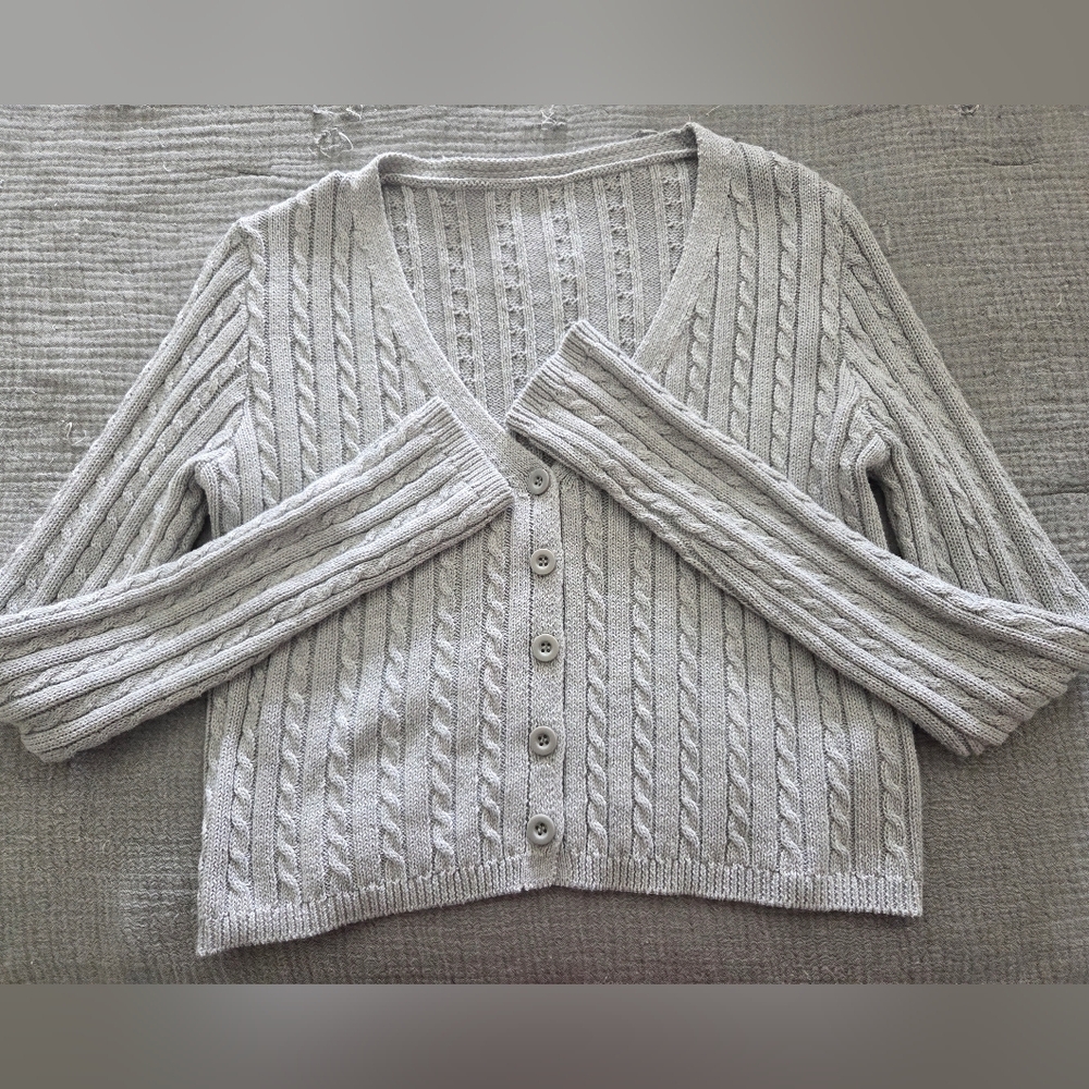 Edikted Light Gray Cable-Knit Button Cardigan